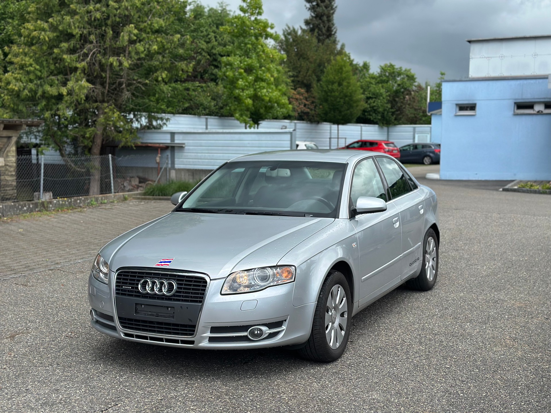 AUDI A4 Limousine 3.2 FSI quattro-image-3