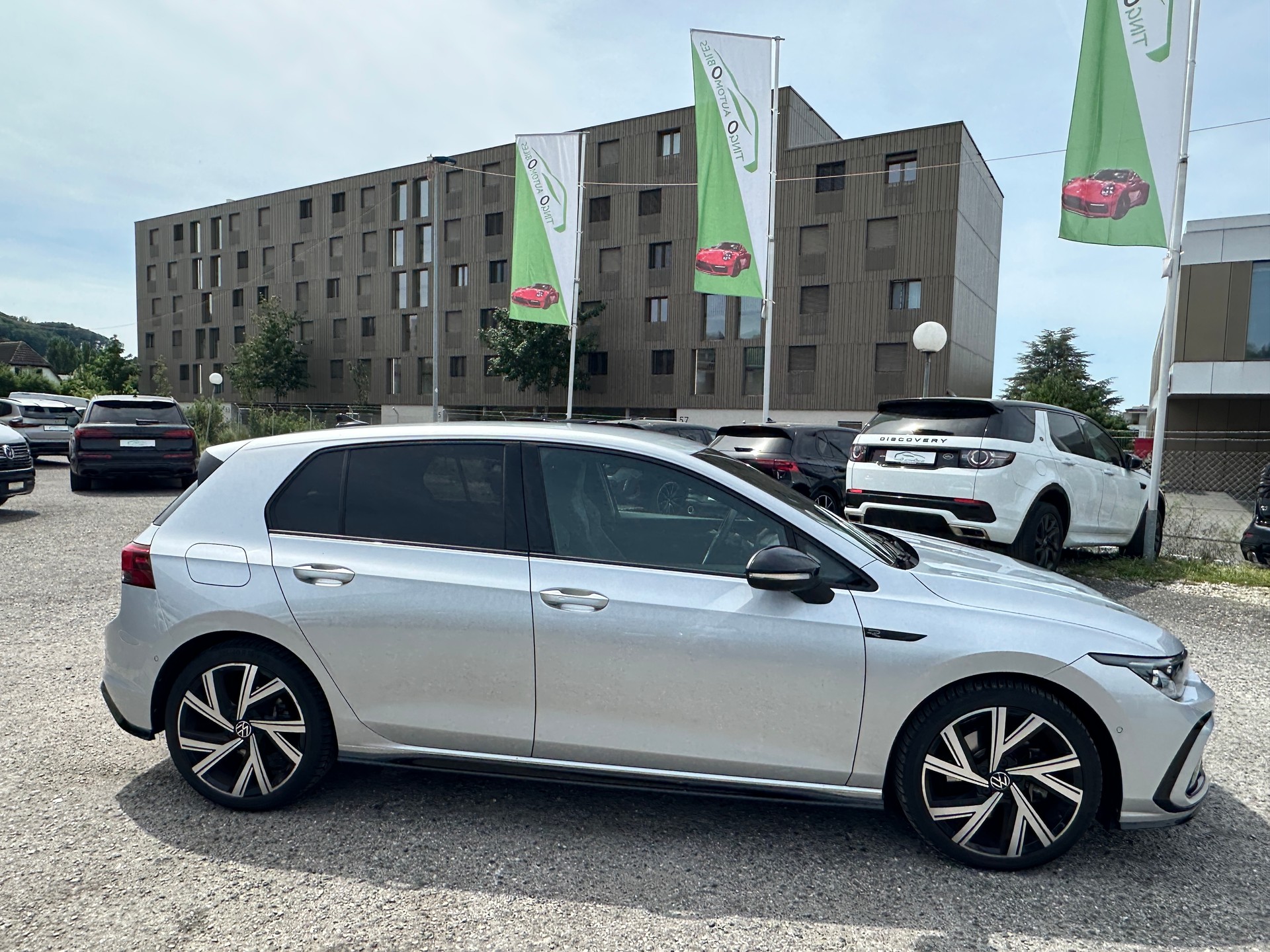VW Golf 2.0 TDI R-Line DSG 4Motion-image-7
