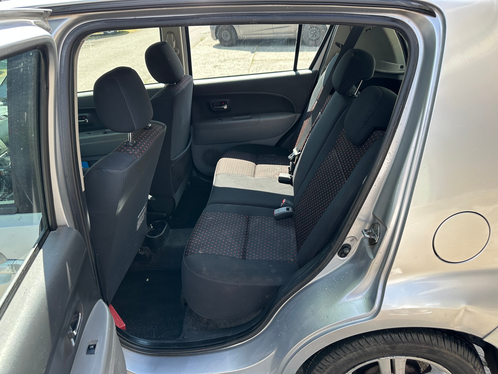 DAIHATSU Sirion 1.3 eco-4WD-image-7