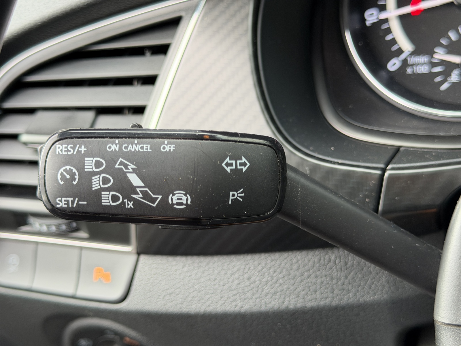 SKODA Fabia Combi 1.0 TSI Monte Carlo-image-23