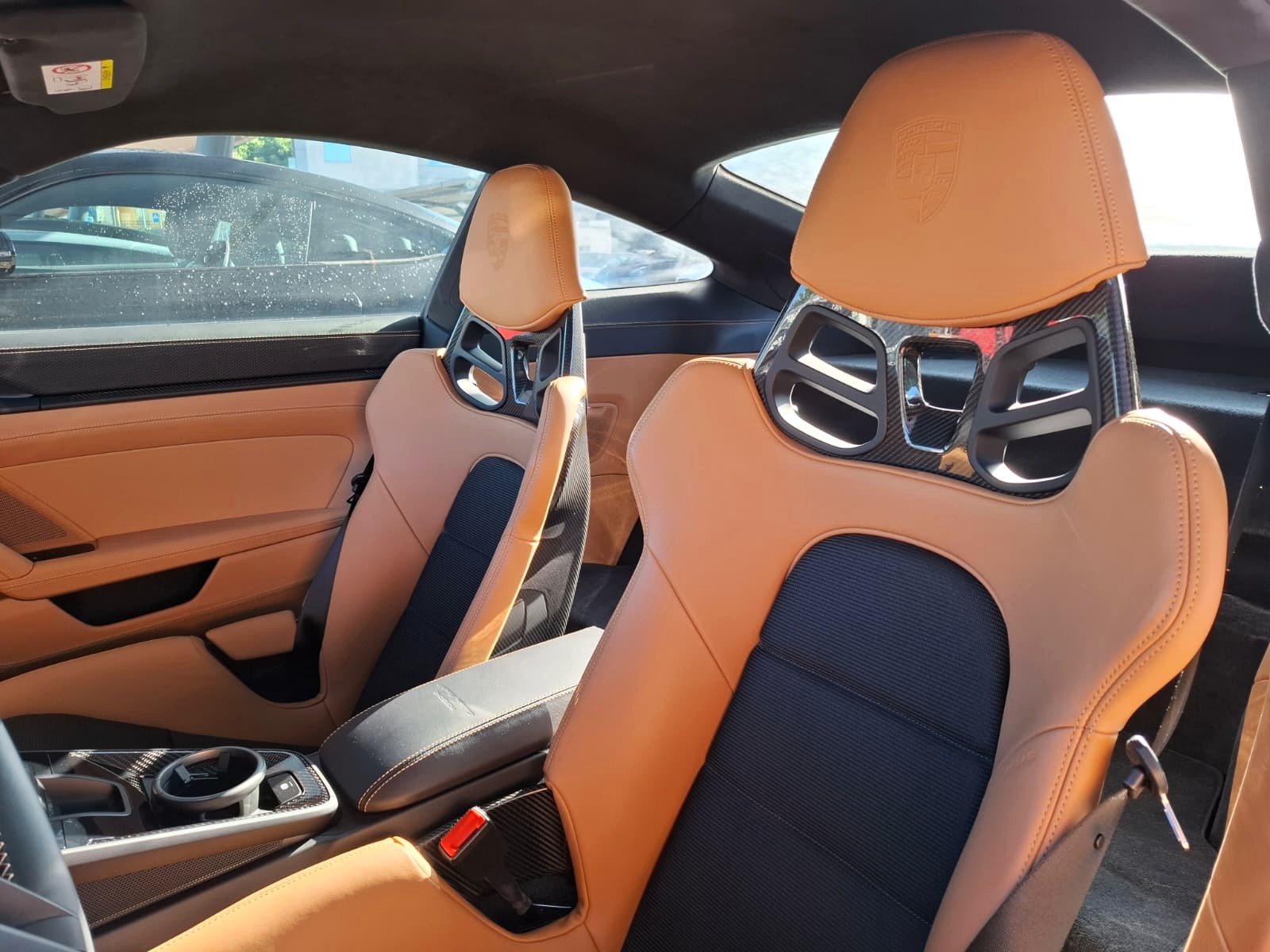 PORSCHE 911 GT3 Touring PDK-image-5