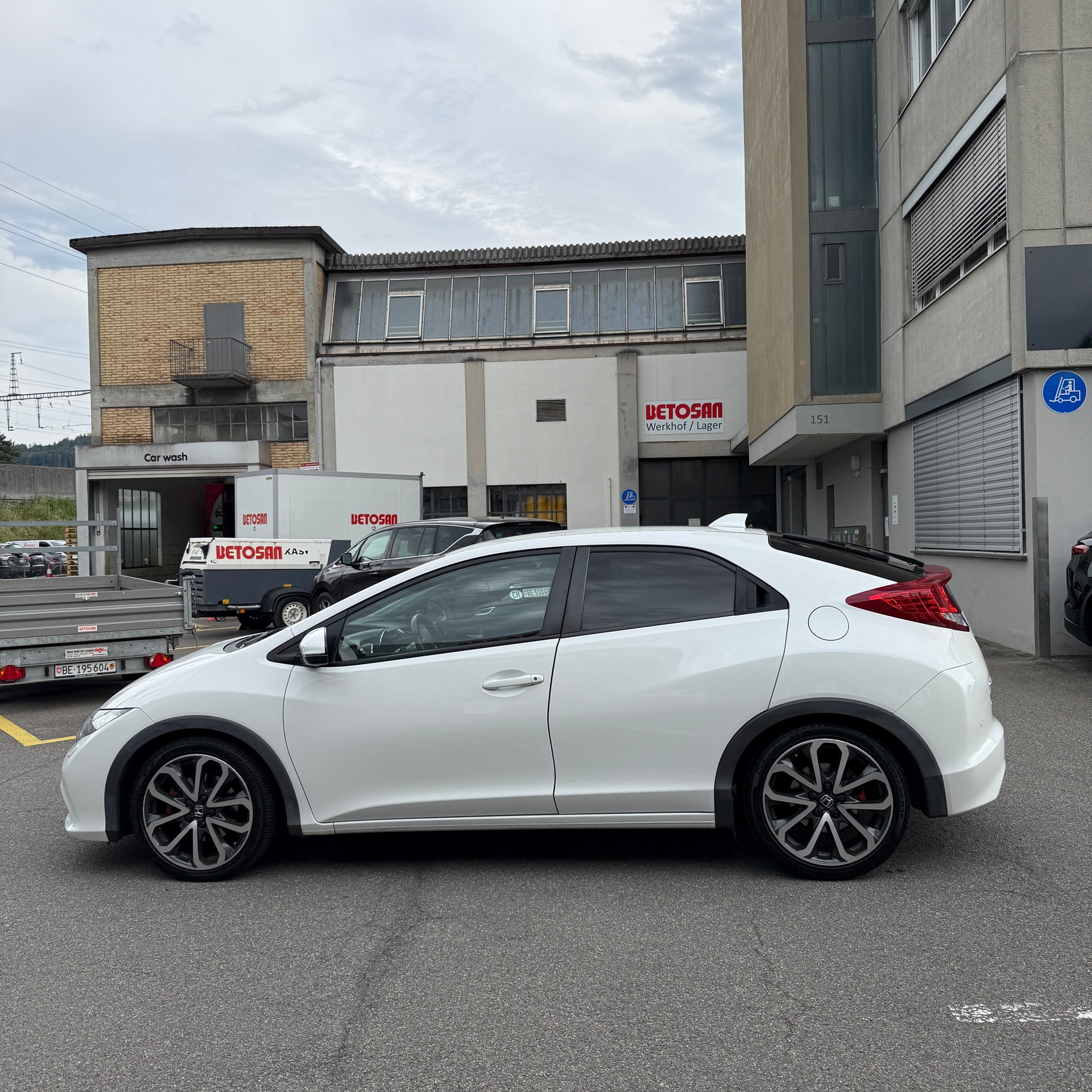 HONDA Civic 1.8i Lifestyle-image-3