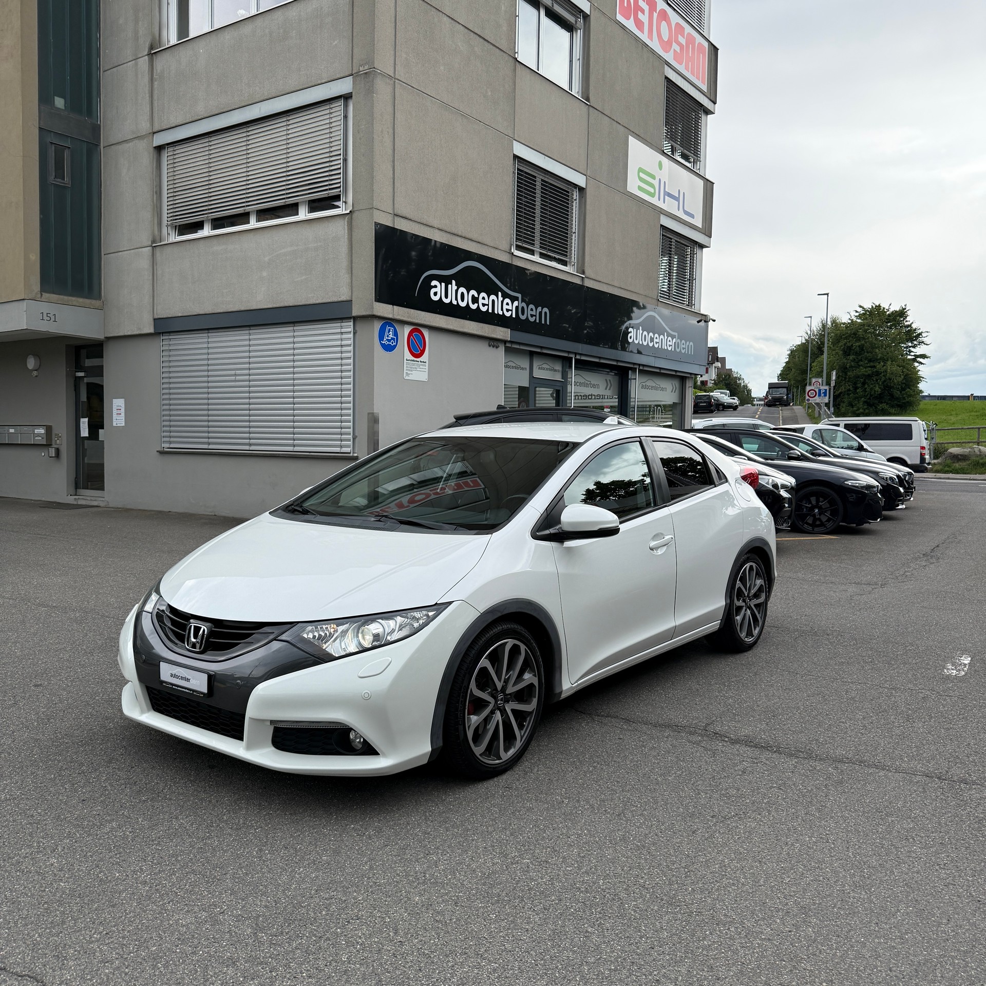 HONDA Civic 1.8i Lifestyle-image-2