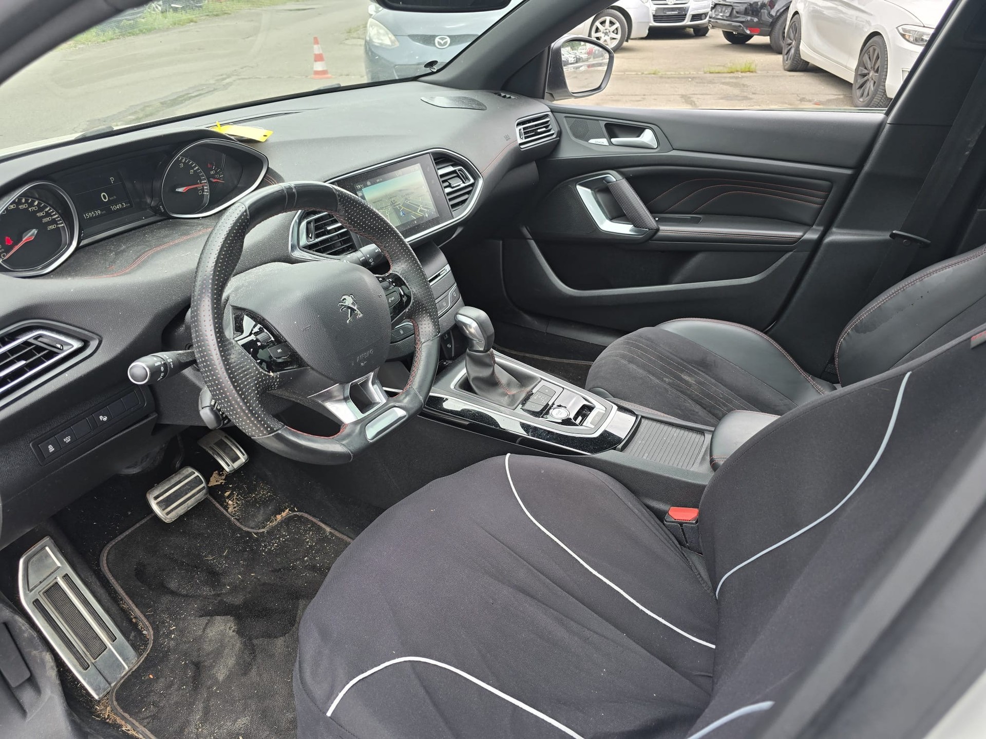 PEUGEOT 308 SW 1.2 THP GT Line Automatic-image-9