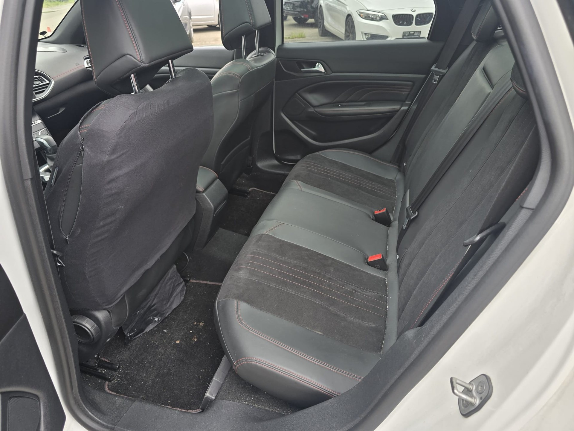 PEUGEOT 308 SW 1.2 THP GT Line Automatic-image-8