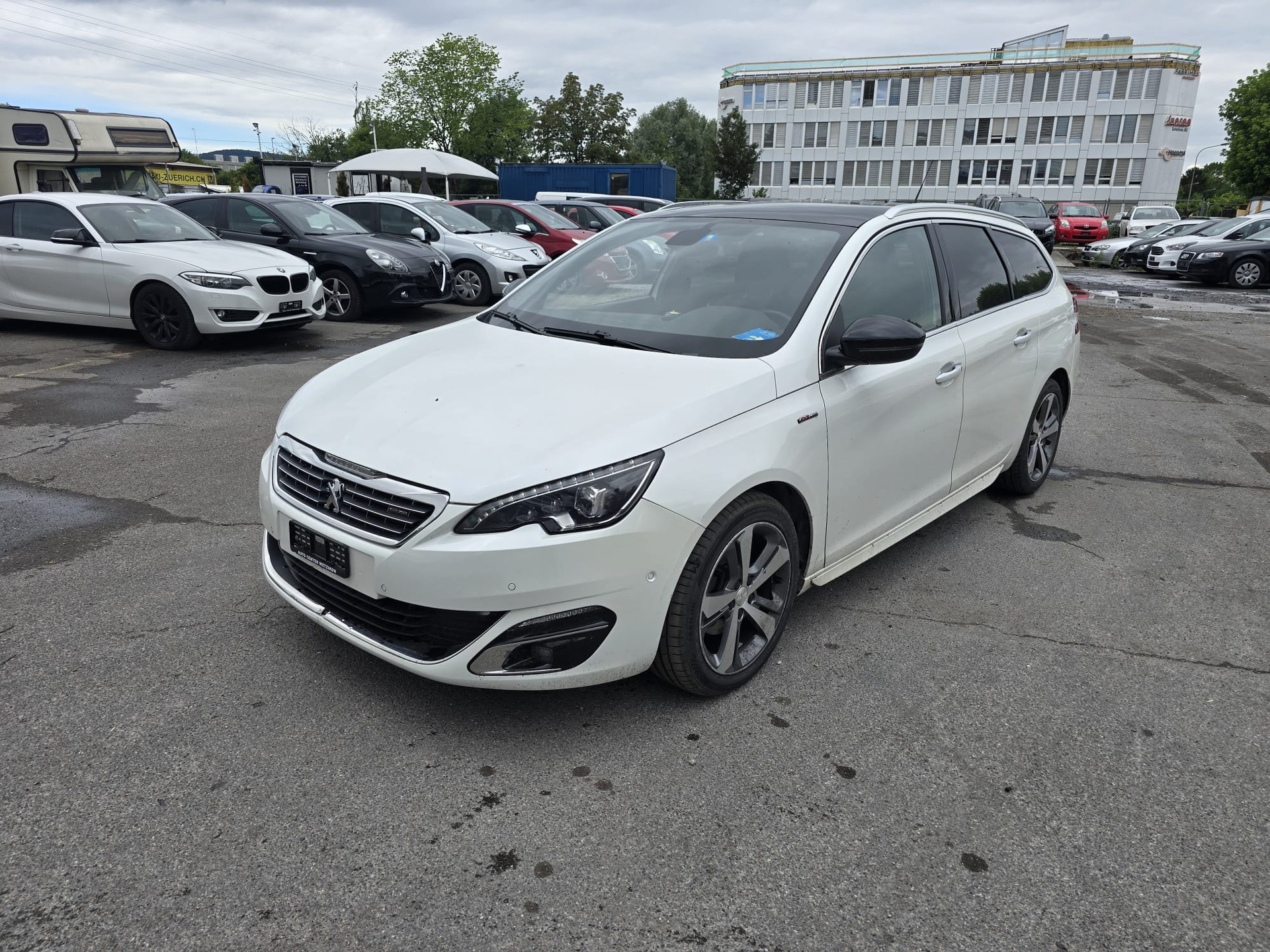 PEUGEOT 308 SW 1.2 THP GT Line Automatic-image-1