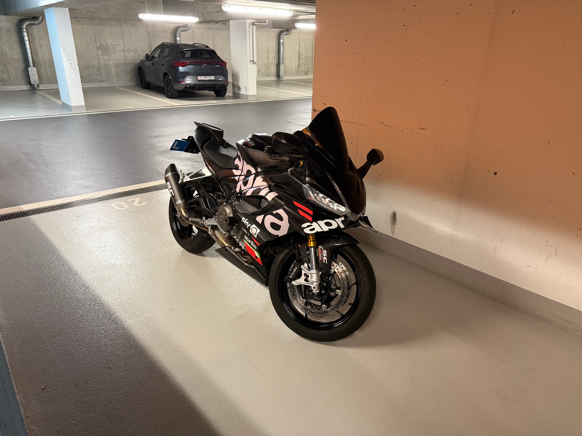 APRILIA RS 660 (35kW) Moto-GP Replica-image-0