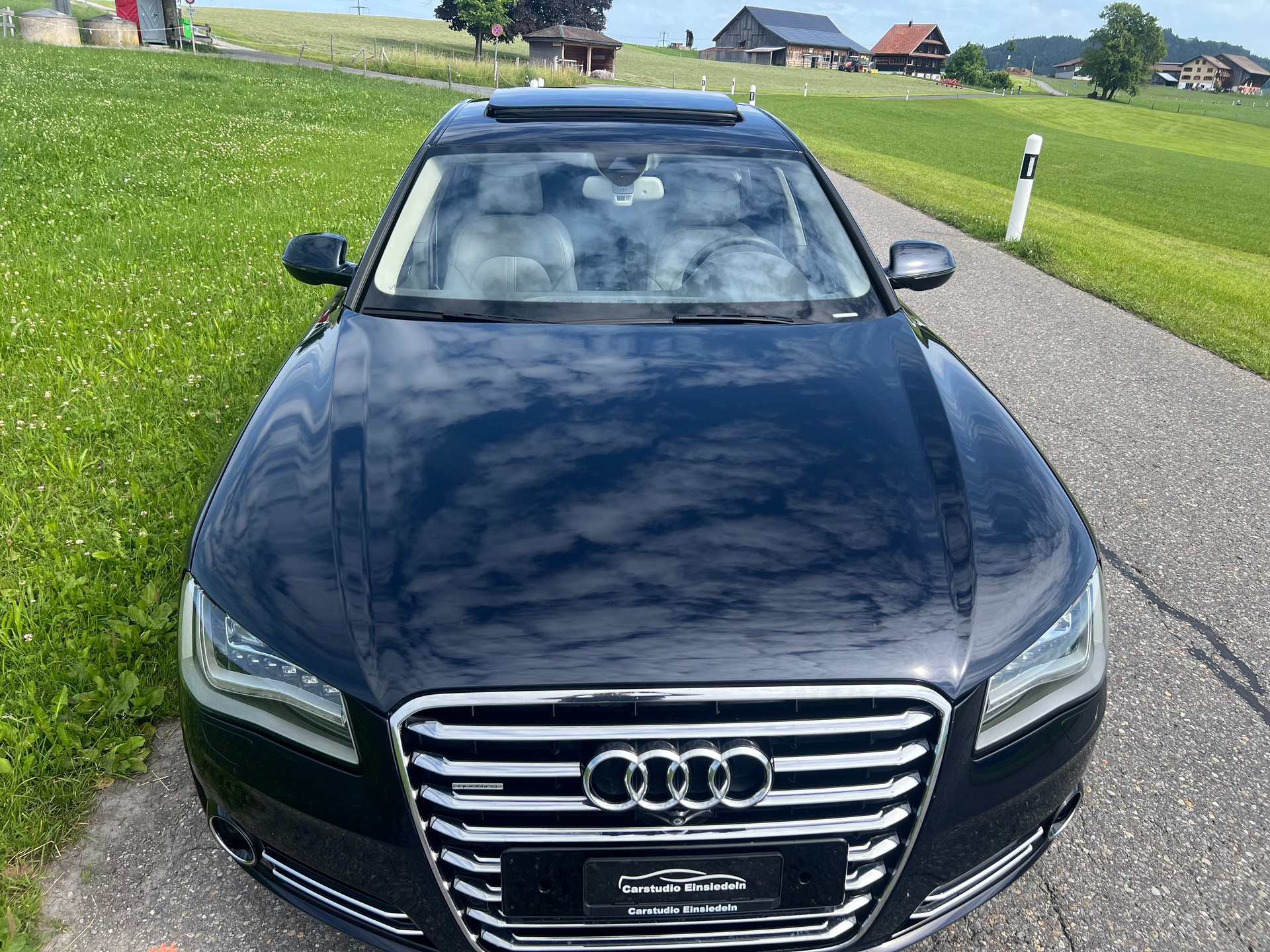 AUDI A8 L 4.0 TFSI V8 quattro tiptronic-image-6
