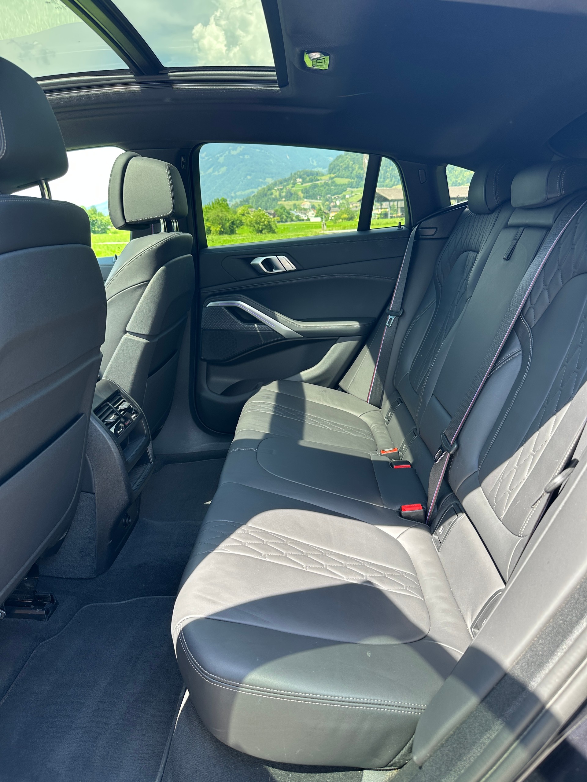 BMW X6 xDrive 48V 40i M Sport Steptronic-image-9
