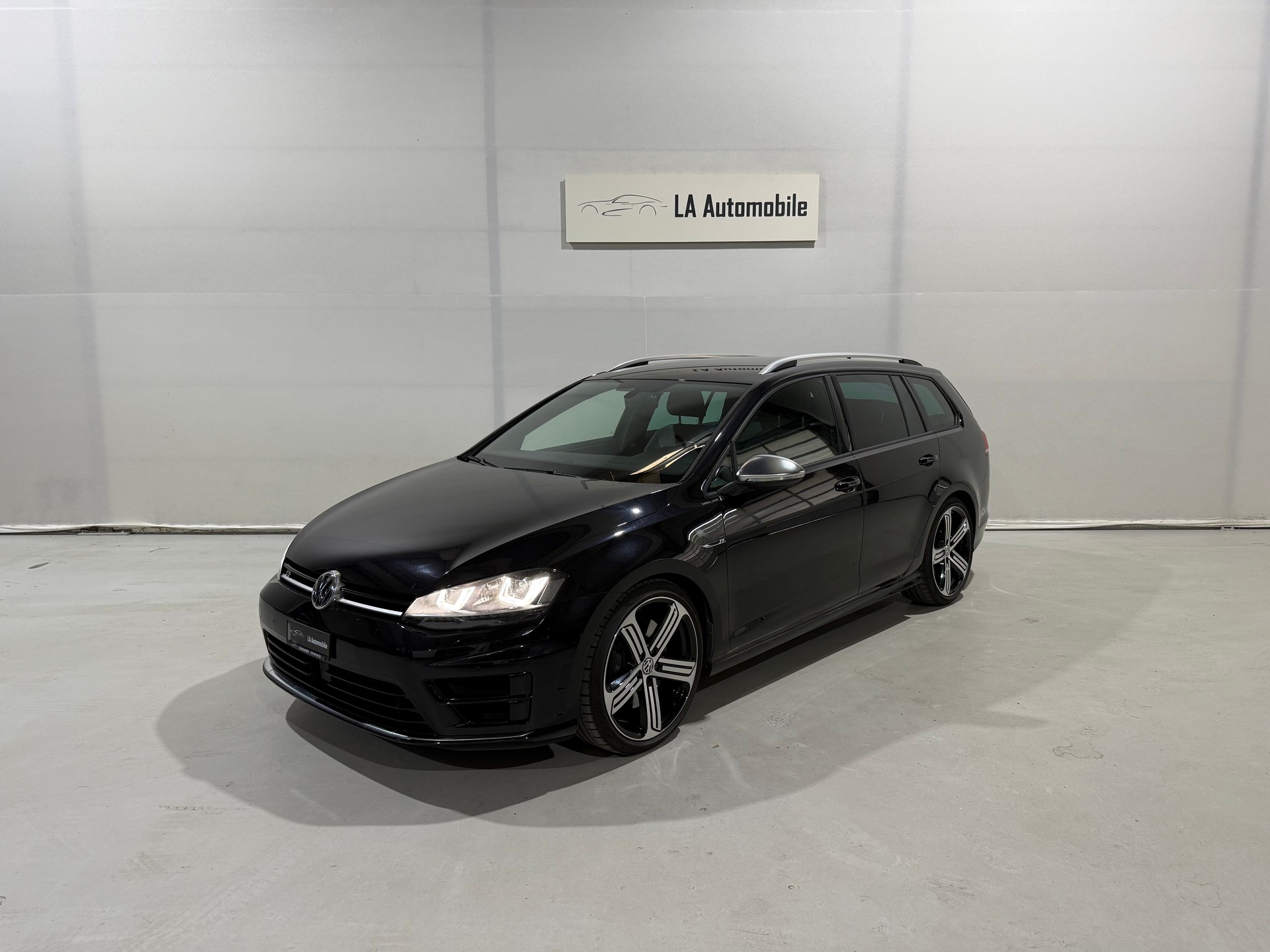VW Golf Variant 2.0 TSI R 4 Motion DSG (CH Fahrzeug)