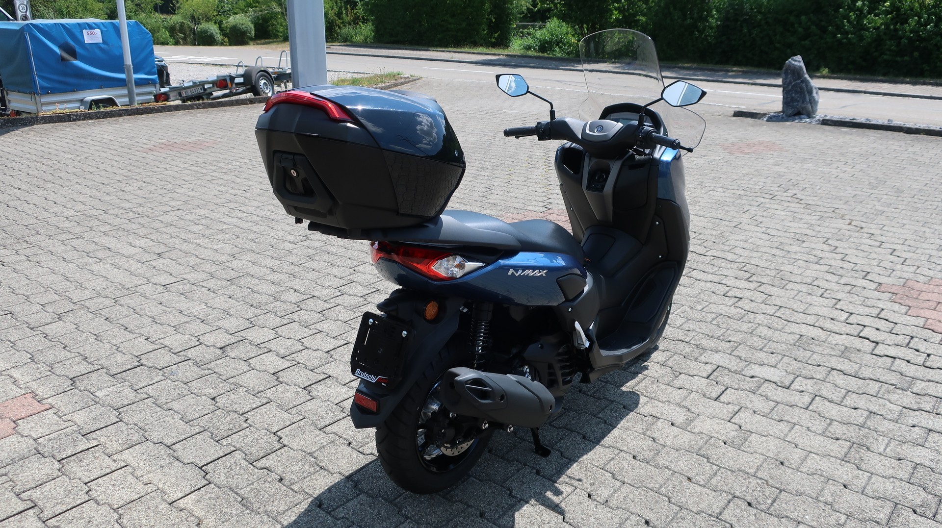 YAMAHA GPD 125 N-Max-image-1