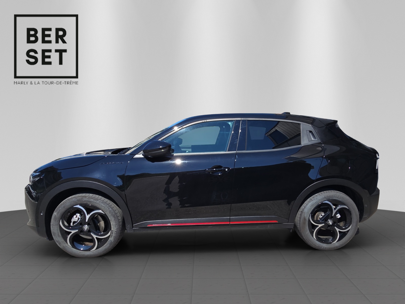 ALFA ROMEO Junior 1.2 Ibrida Speciale-showroom-element-1