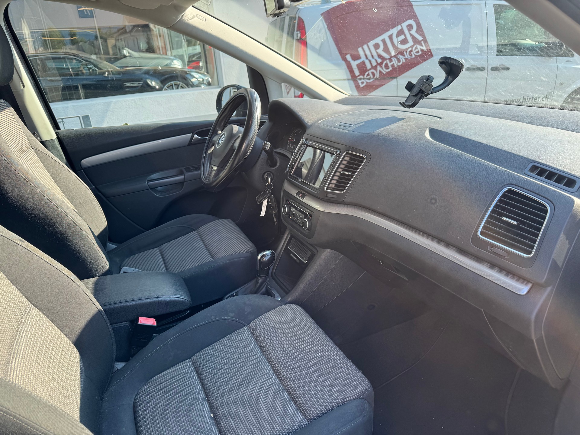 VW Sharan 2.0 TDI BlueMotion Technology Trendline DSG-image-10