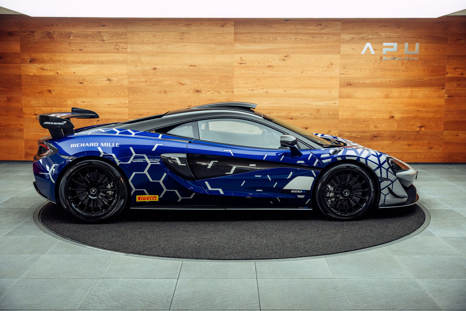 McLAREN 620R MSO Lantana Purple 1/225-image-9