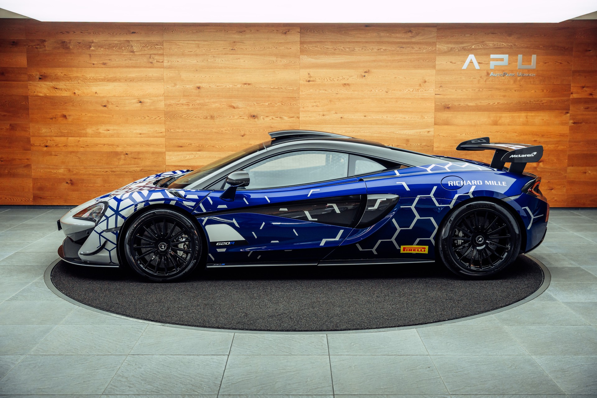 McLAREN 620R MSO Lantana Purple 1/225-image-8