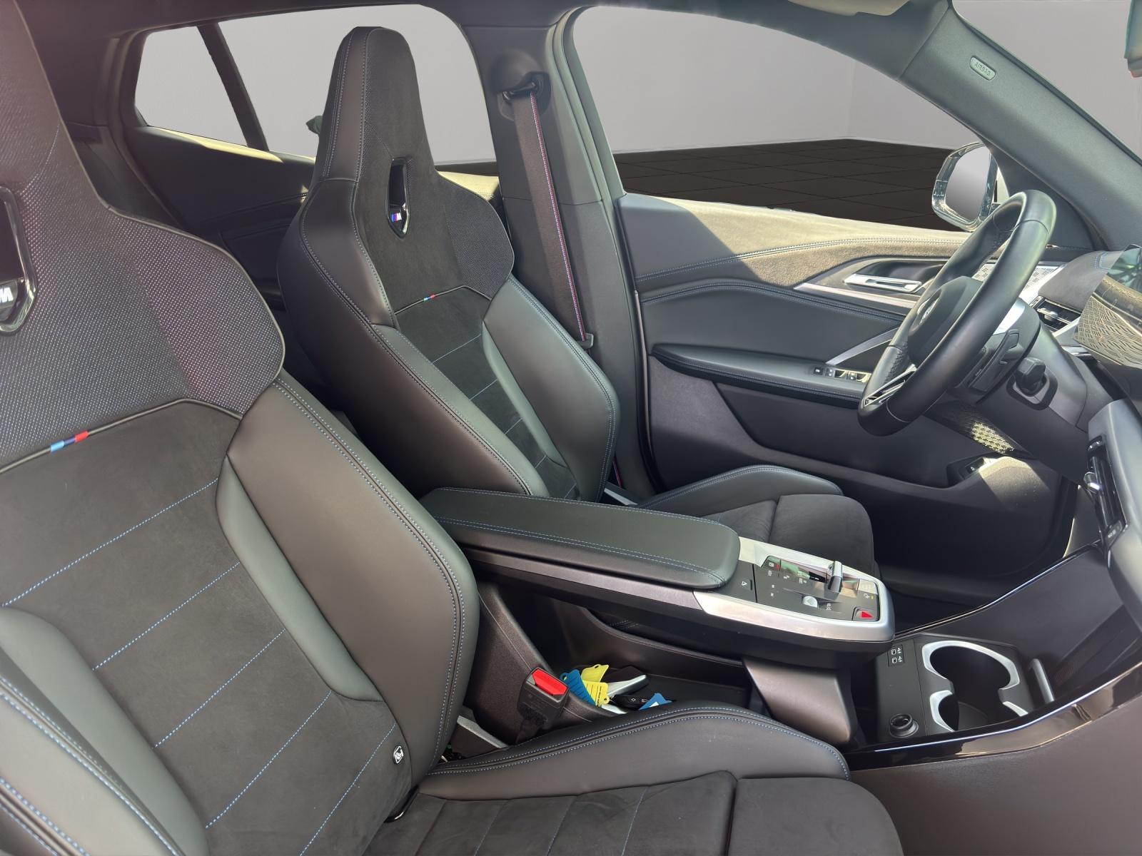 BMW X2 20i sDrive paddles-image-10