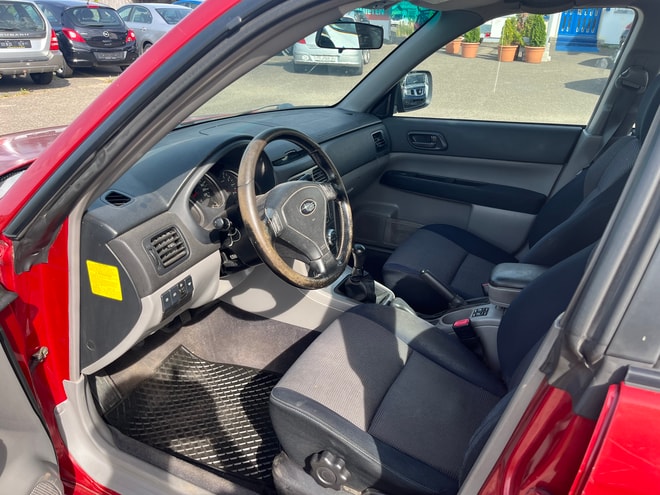 SUBARU Forester 2.0X (Swiss)-image-7