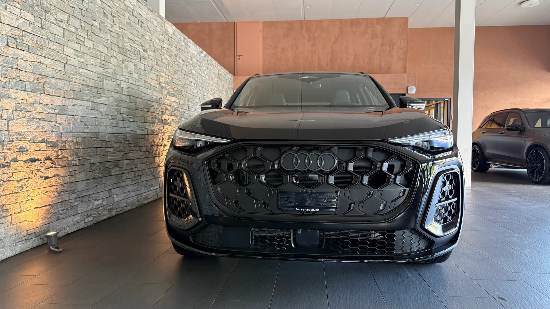 AUDI Q5 e-hybrid quattro 270 kW 367PS S-Line Schweizer-Fahrzeug-image-4