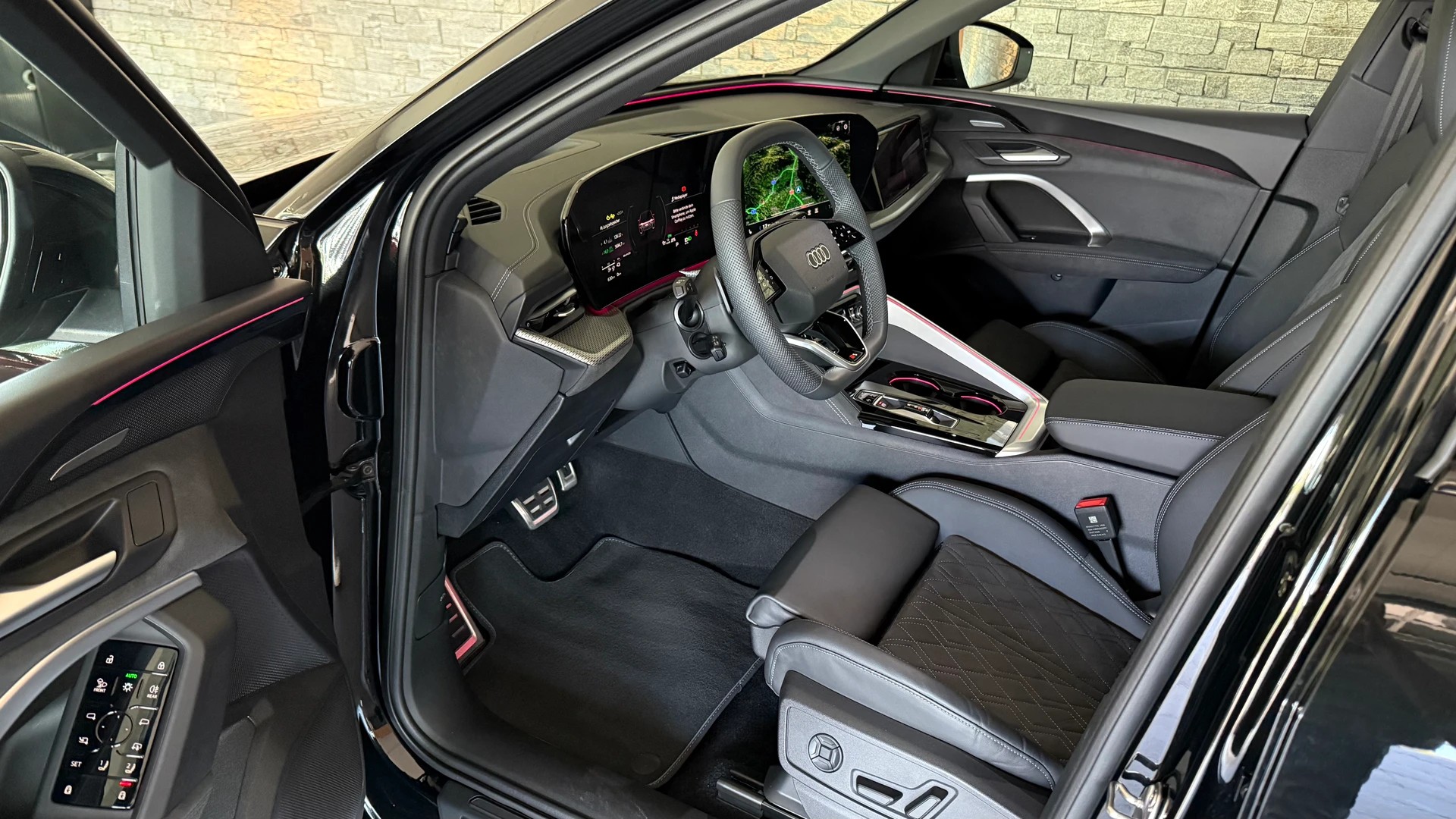 AUDI Q5 e-hybrid quattro 270 kW 367PS S-Line Schweizer-Fahrzeug-image-15