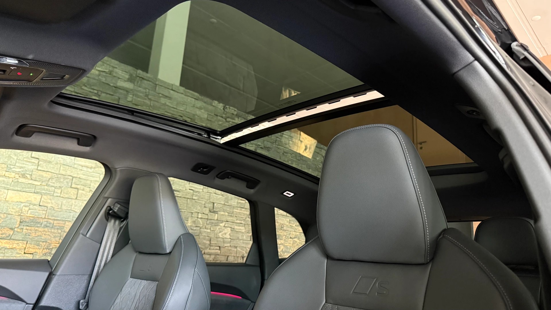 AUDI Q5 e-hybrid quattro 270 kW 367PS S-Line Schweizer-Fahrzeug-image-24