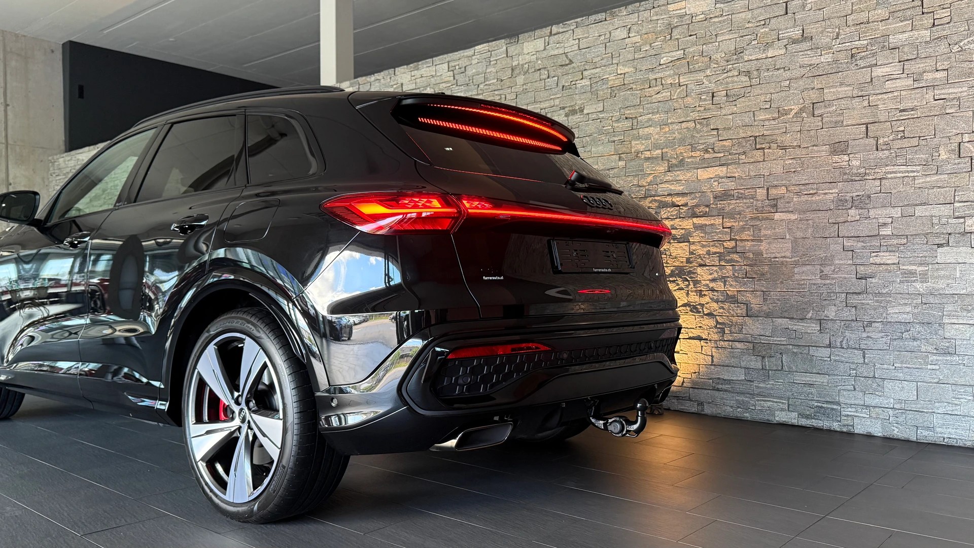 AUDI Q5 e-hybrid quattro 270 kW 367PS S-Line Schweizer-Fahrzeug-image-10