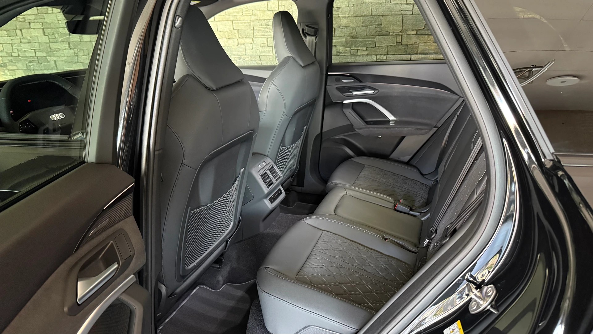 AUDI Q5 e-hybrid quattro 270 kW 367PS S-Line Schweizer-Fahrzeug-image-23