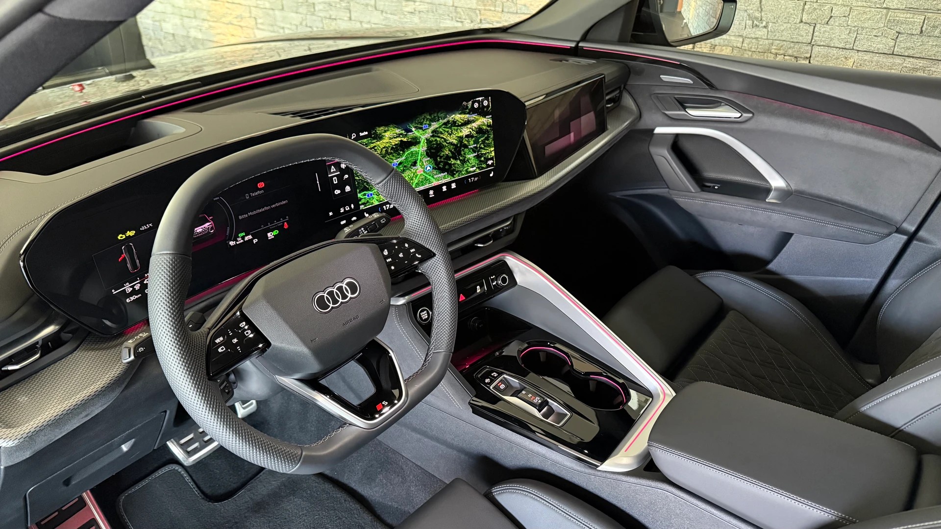 AUDI Q5 e-hybrid quattro 270 kW 367PS S-Line Schweizer-Fahrzeug-image-16