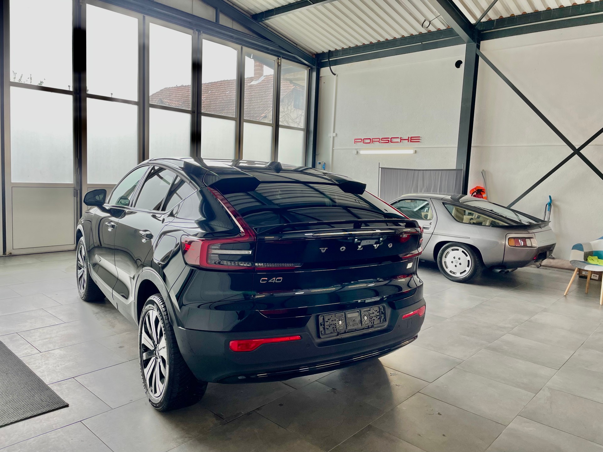 VOLVO C40 Recharge P8 Twin AWD Pure Electric Ultimate-image-3