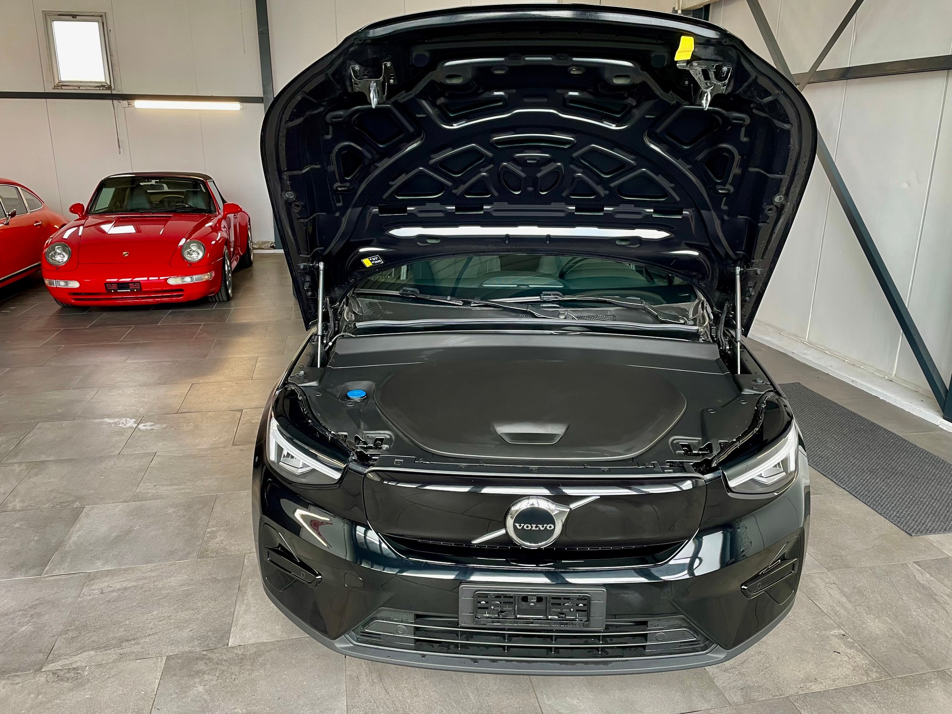 VOLVO C40 Recharge P8 Twin AWD Pure Electric Ultimate-image-4