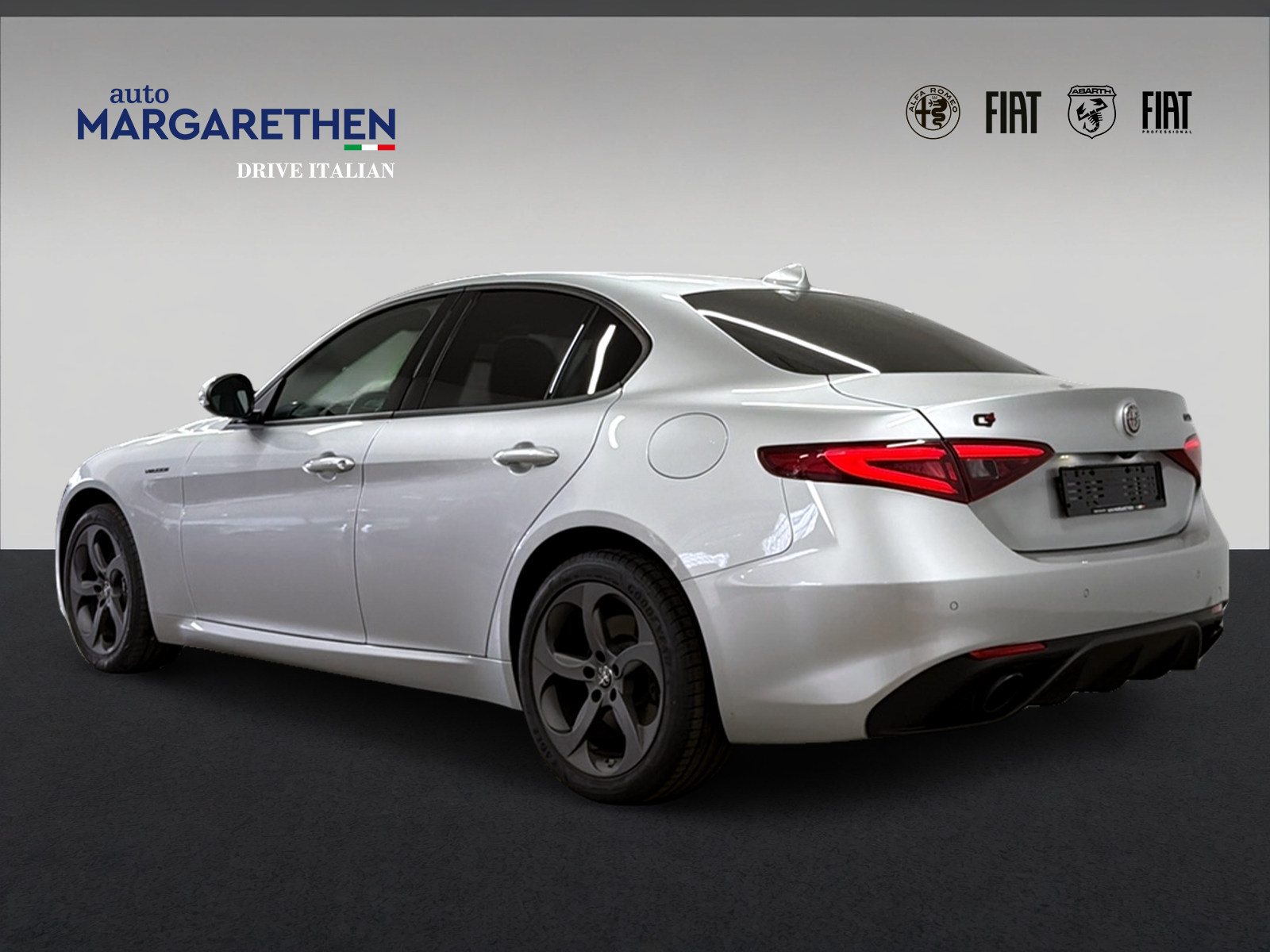 ALFA ROMEO Giulia 2.0 Veloce Q4 Automatic-showroom-element-1