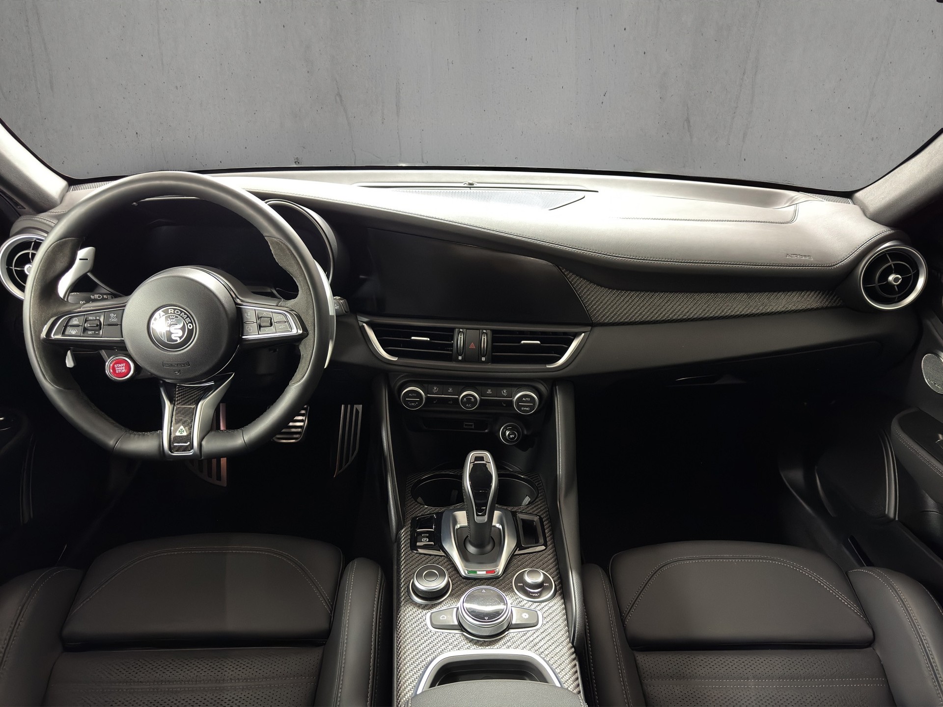ALFA ROMEO Giulia 2.9 V6 Quadrifoglio "Akrapovic-Pack ADAS Plus"-image-14