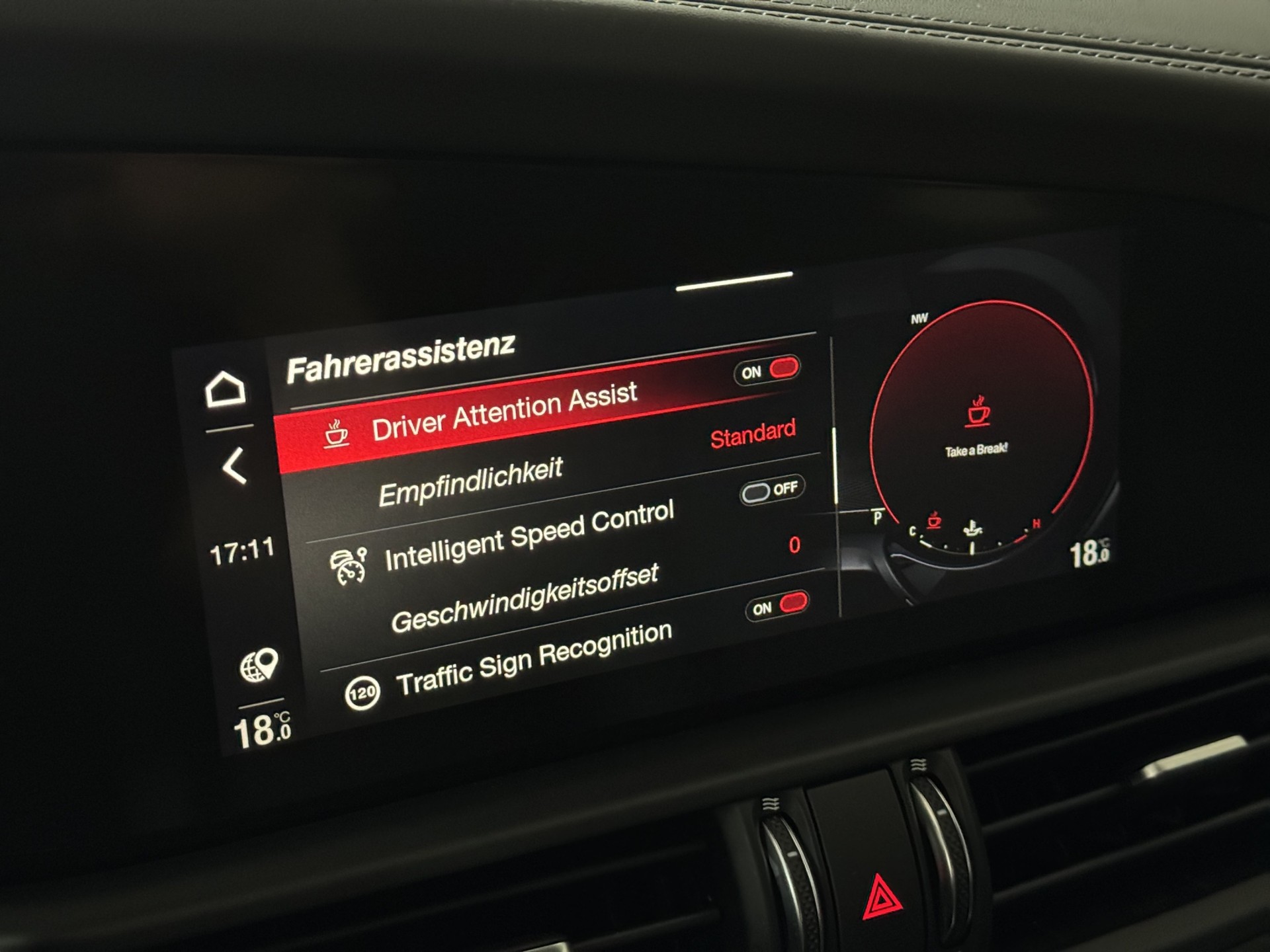 ALFA ROMEO Giulia 2.9 V6 Quadrifoglio "Akrapovic-Pack ADAS Plus"-image-24