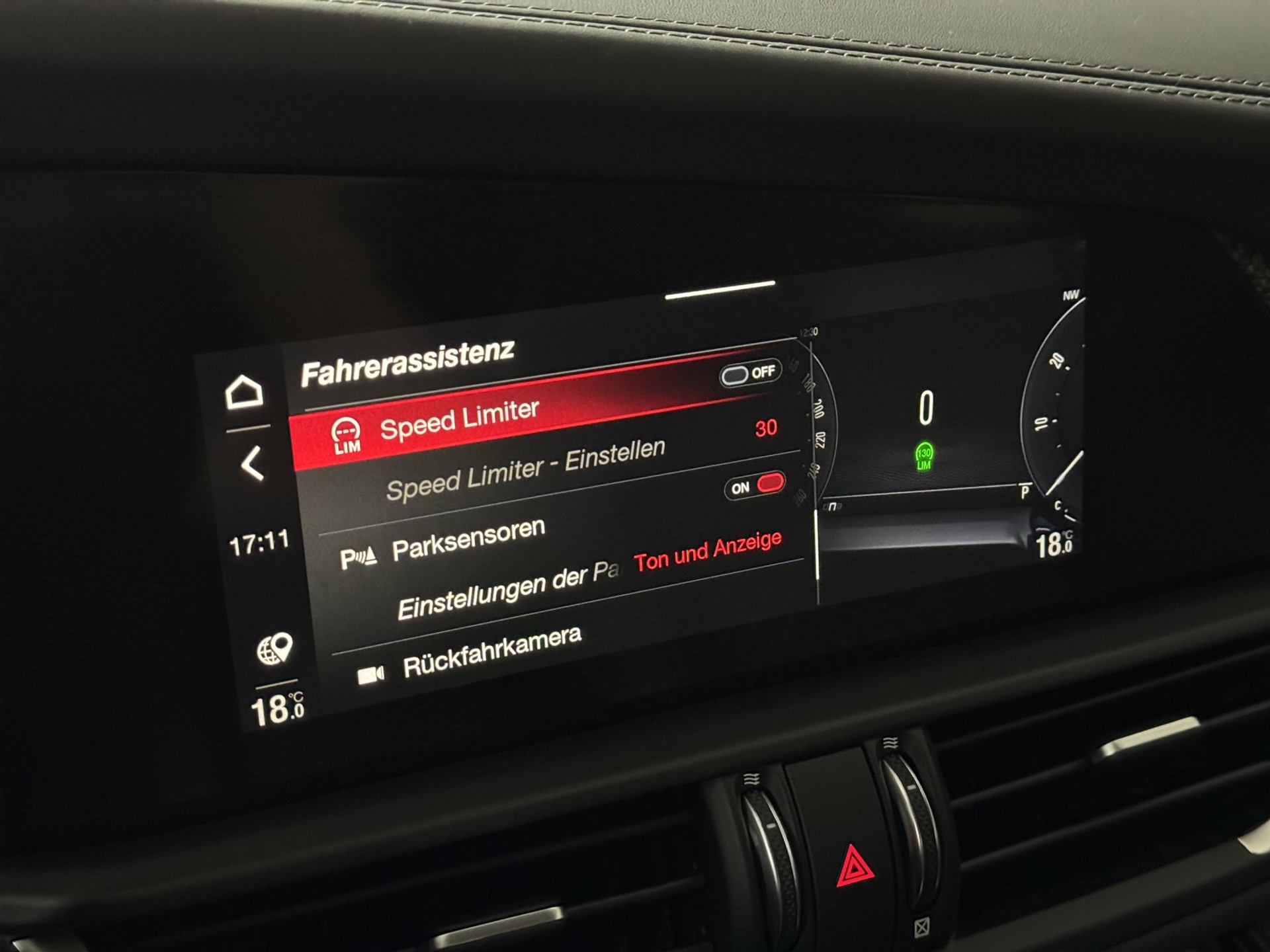 ALFA ROMEO Giulia 2.9 V6 Quadrifoglio "Akrapovic-Pack ADAS Plus"-image-25