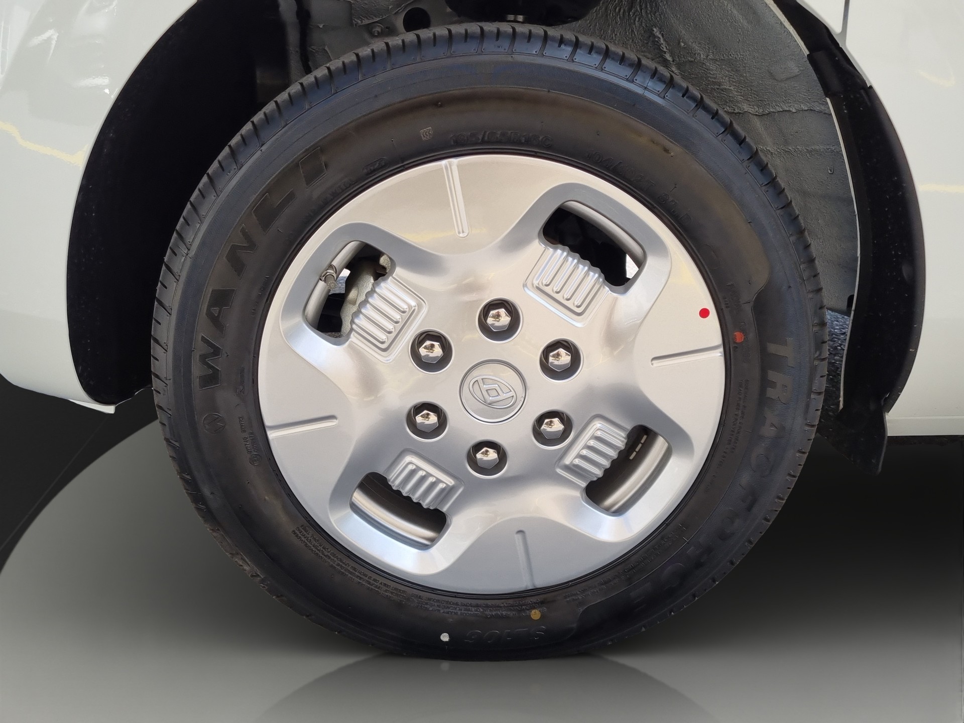 MAXUS eDeliver 5 Kaw. E-Motor 64kWh-image-14