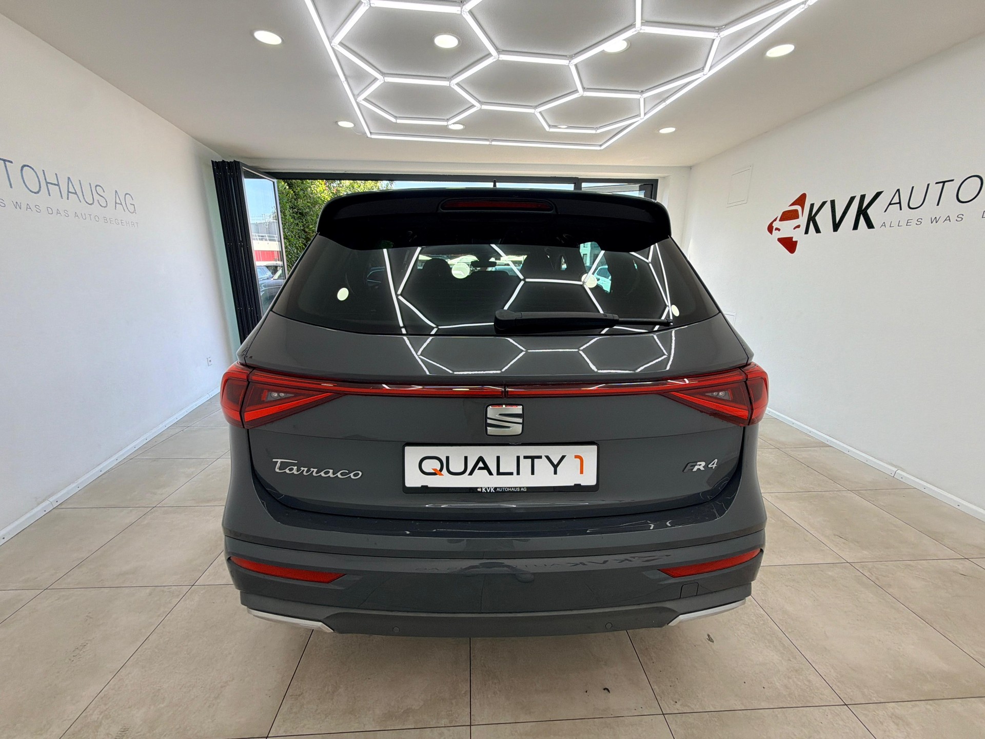 SEAT Tarraco 2.0 TDI CR Style 4Drive DSG | 7-Plätzer | CH-Fahrzeug |-image-6