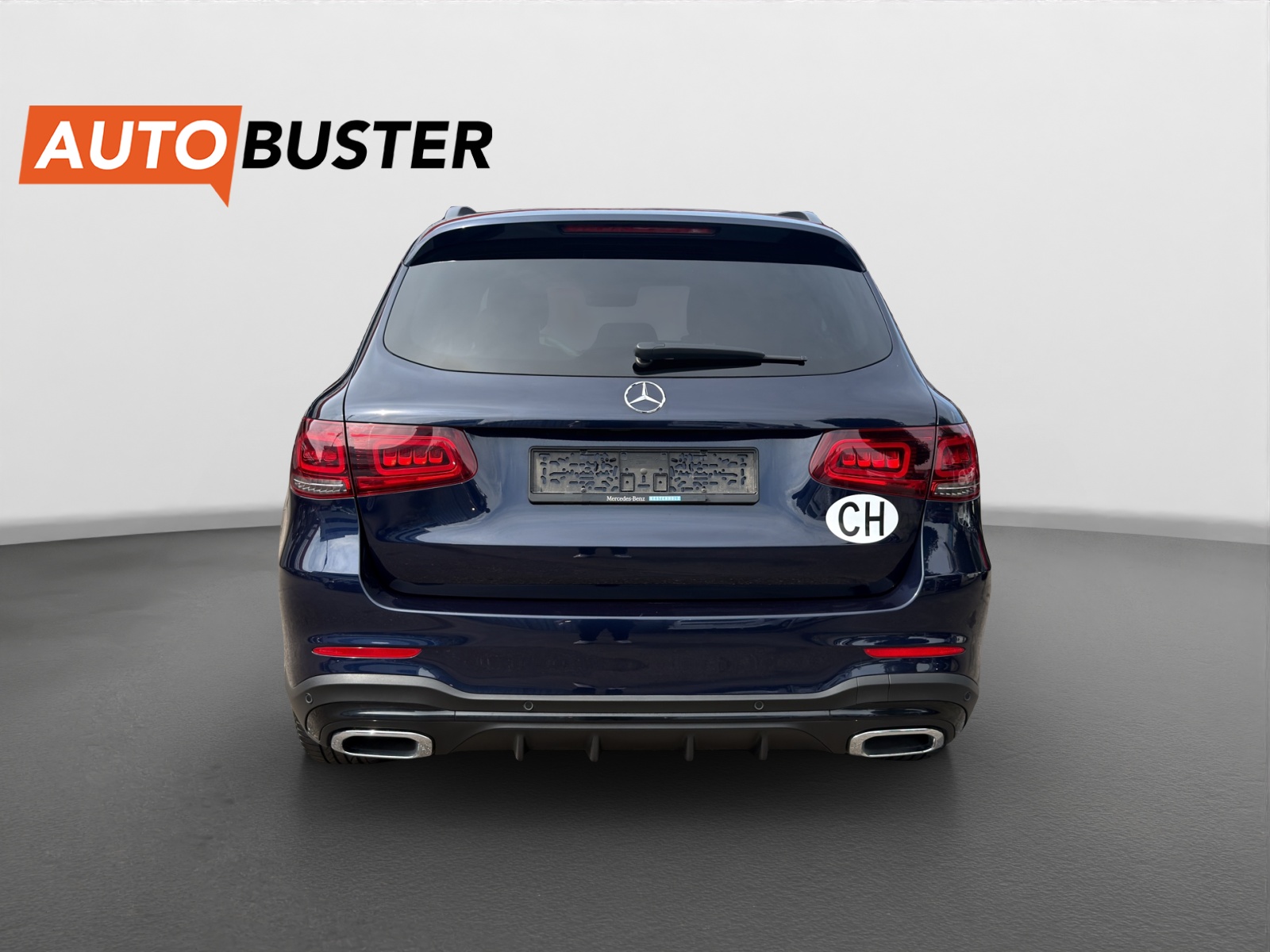 MERCEDES-BENZ GLC 300 AMG Line 4Matic 9G-Tronic-showroom-element-3