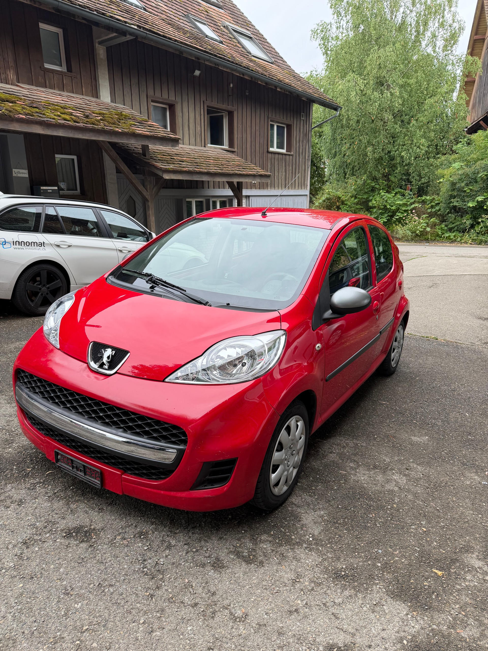 PEUGEOT 107
