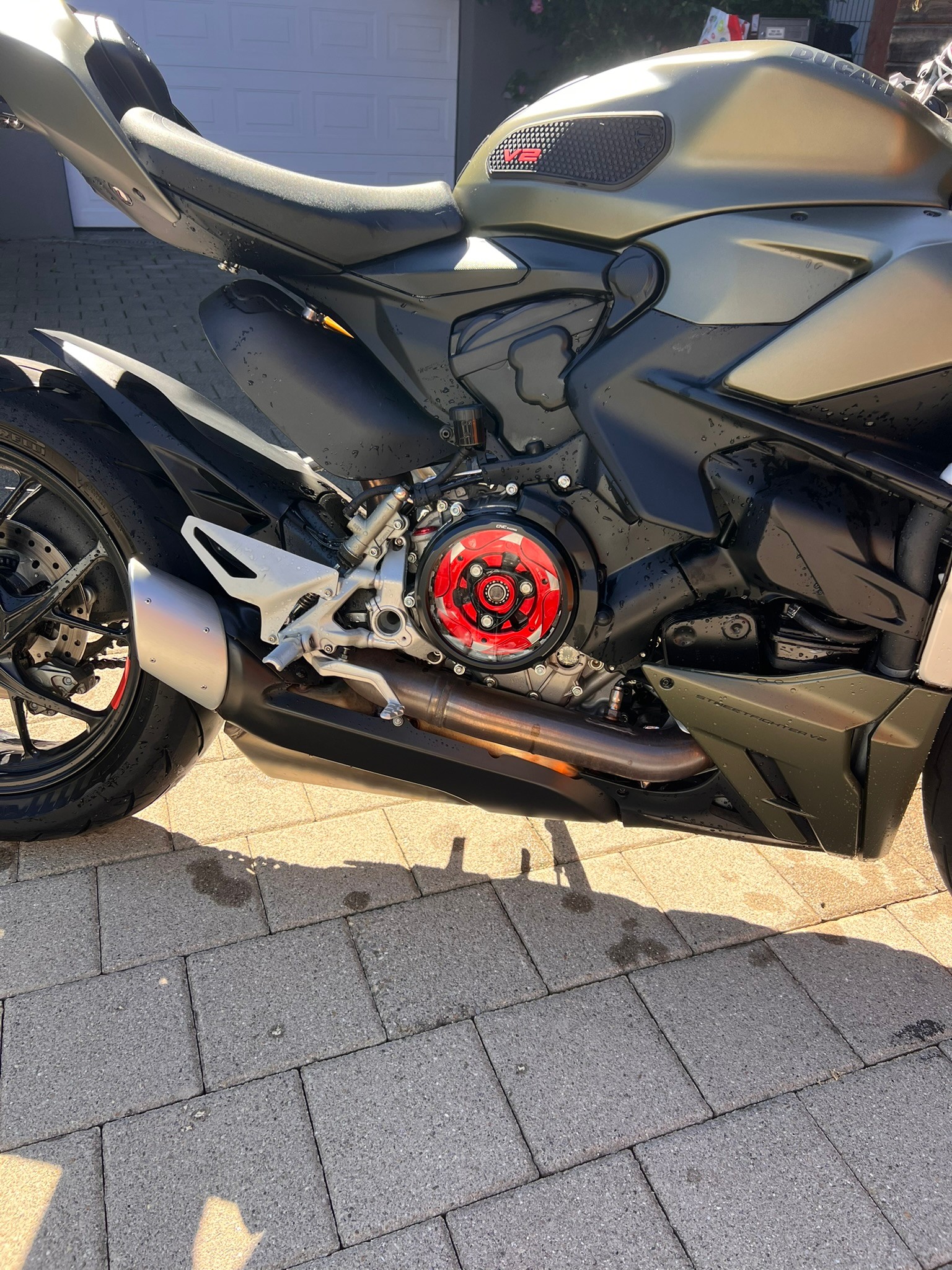 DUCATI Streetfighter V2-image-4