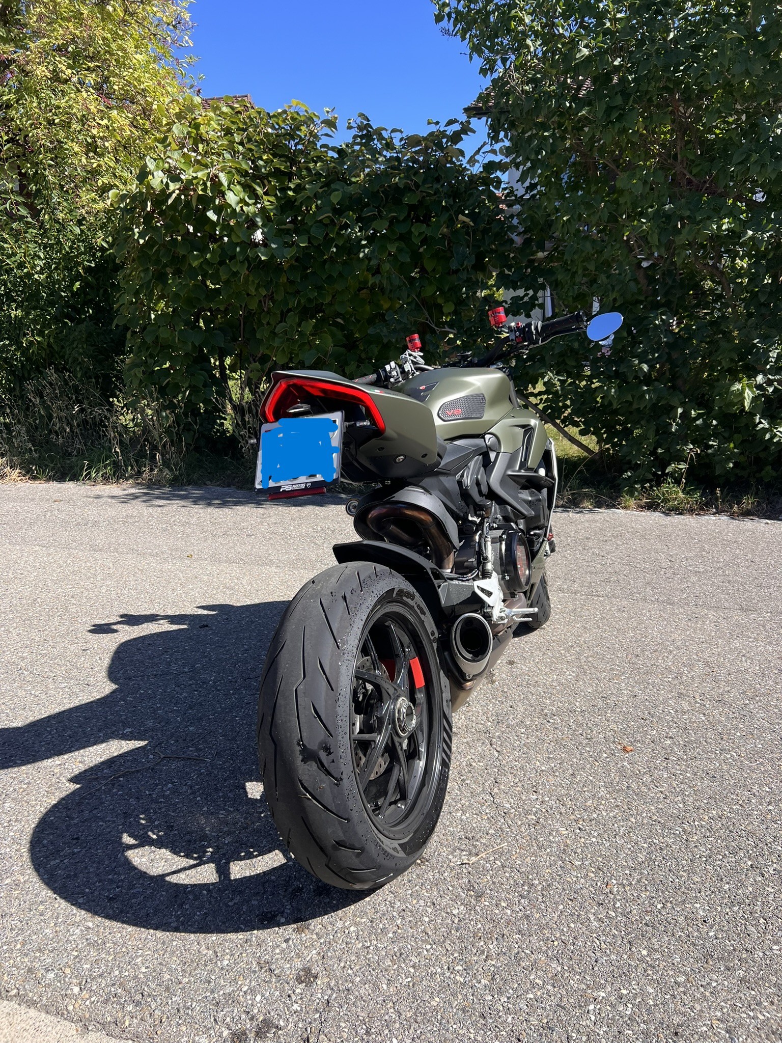 DUCATI Streetfighter V2-image-3