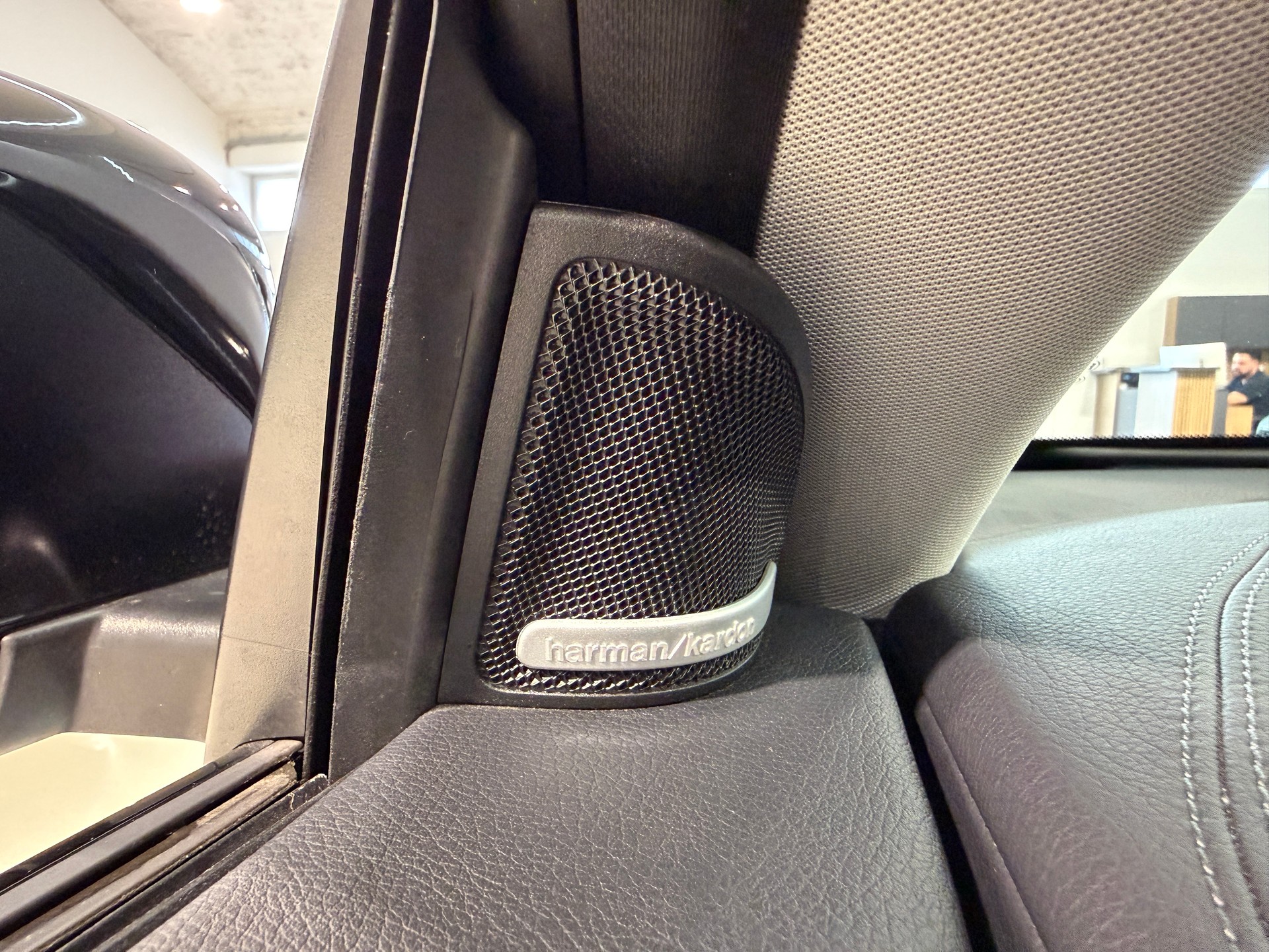 MERCEDES-BENZ CLA Shooting Brake 45 AMG 4Matic Speedshift-image-18