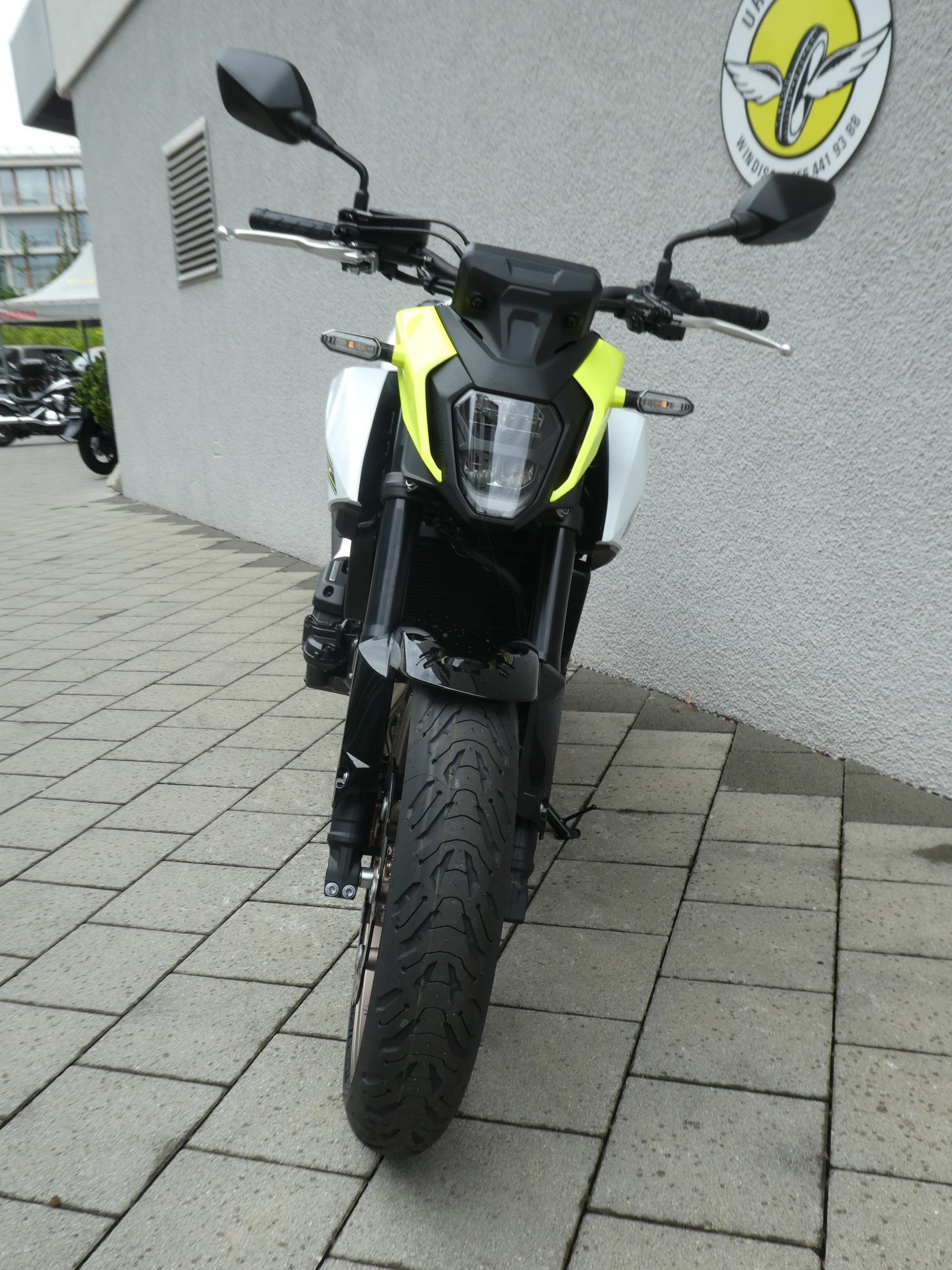 HONDA CB 500 Hornet E-Clutch-image-3