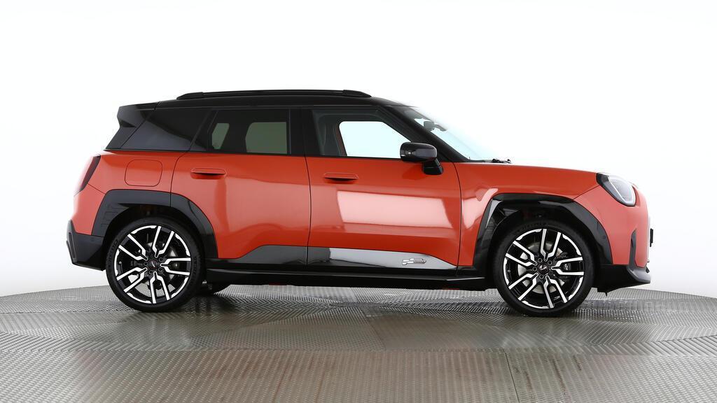 MINI Aceman E-showroom-element-1