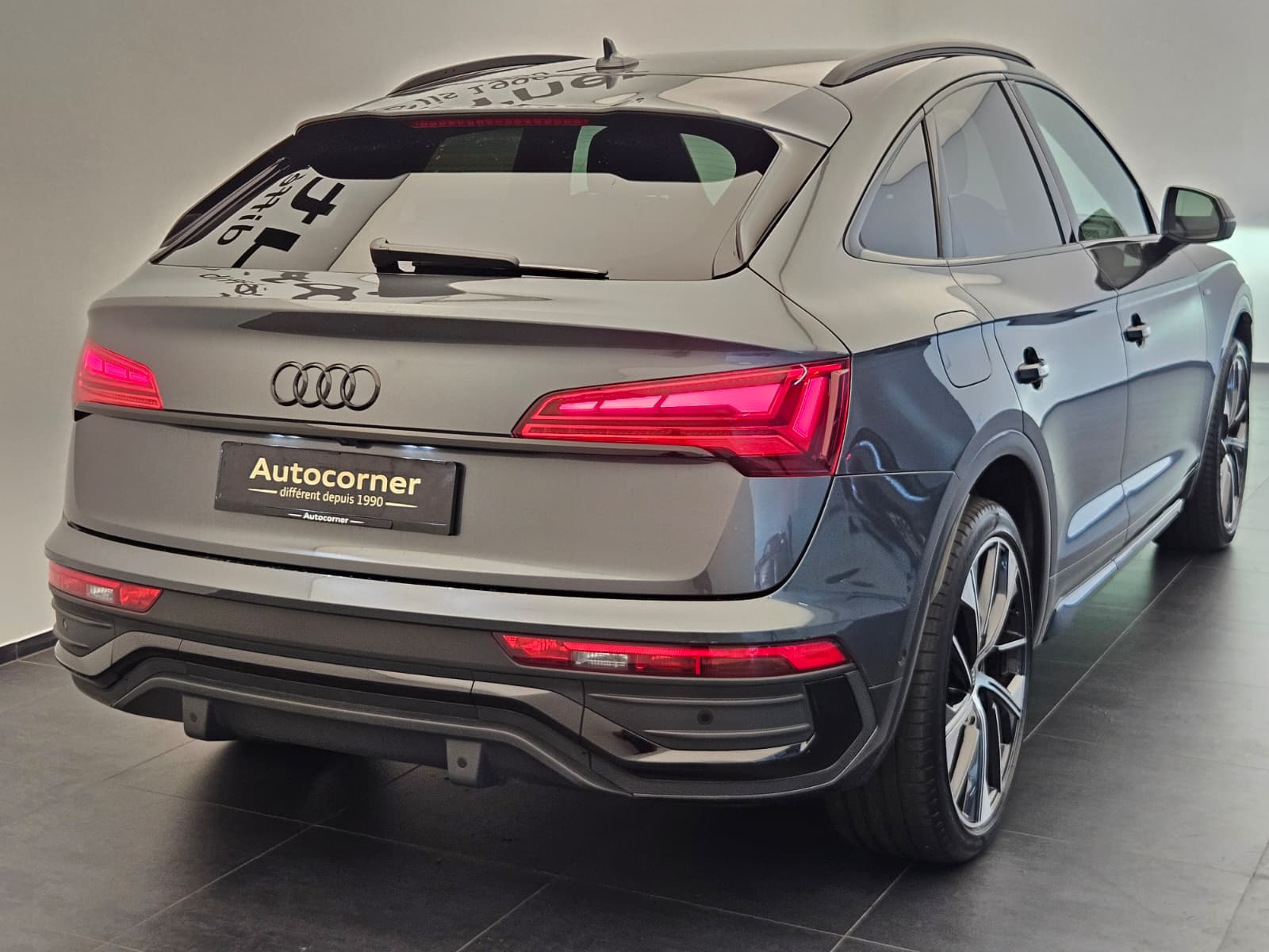 AUDI Q5 Sportback 50 TFSI e PHEV S line quattro S-tronic-image-6