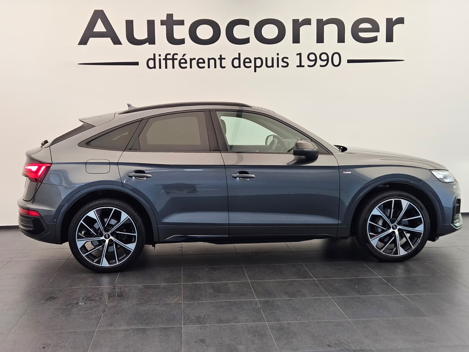 AUDI Q5 Sportback 50 TFSI e PHEV S line quattro S-tronic-image-5