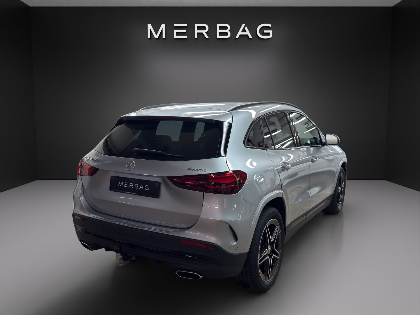 MERCEDES-BENZ GLA 220d 4Matic Swiss Star-image-4