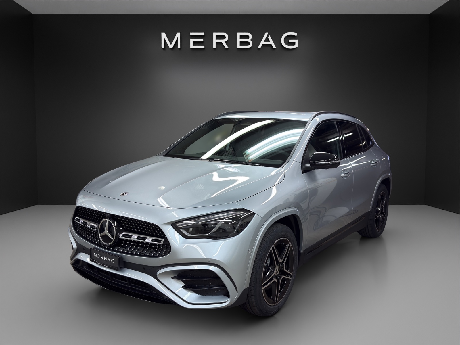 MERCEDES-BENZ GLA 220d 4Matic Swiss Star