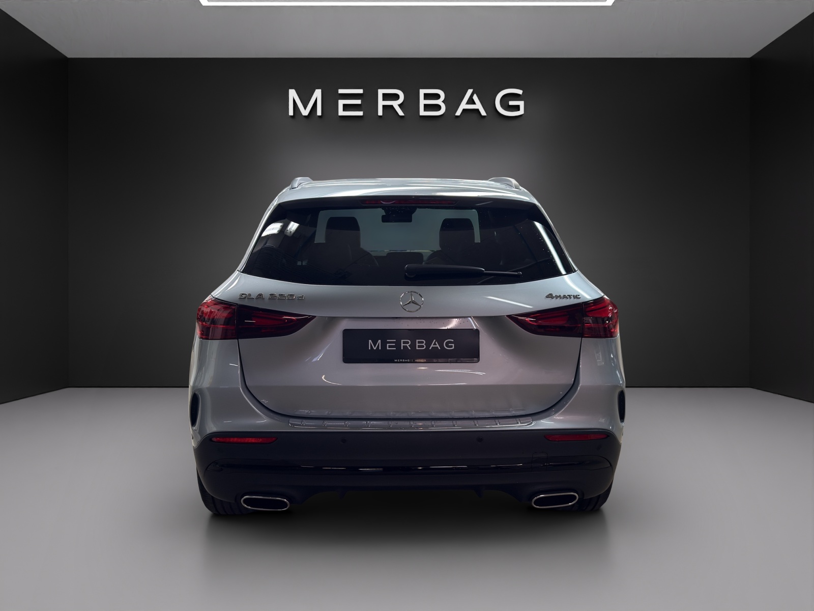 MERCEDES-BENZ GLA 220d 4Matic Swiss Star-image-3