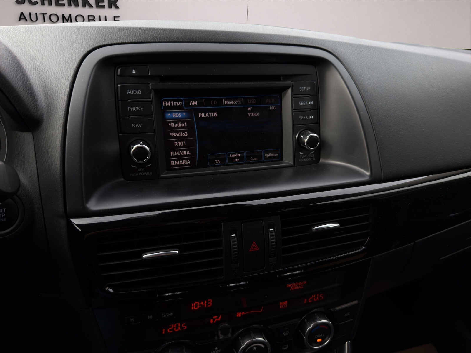 MAZDA CX-5 2.2 D HP Revolution AWD Automatic-image-17