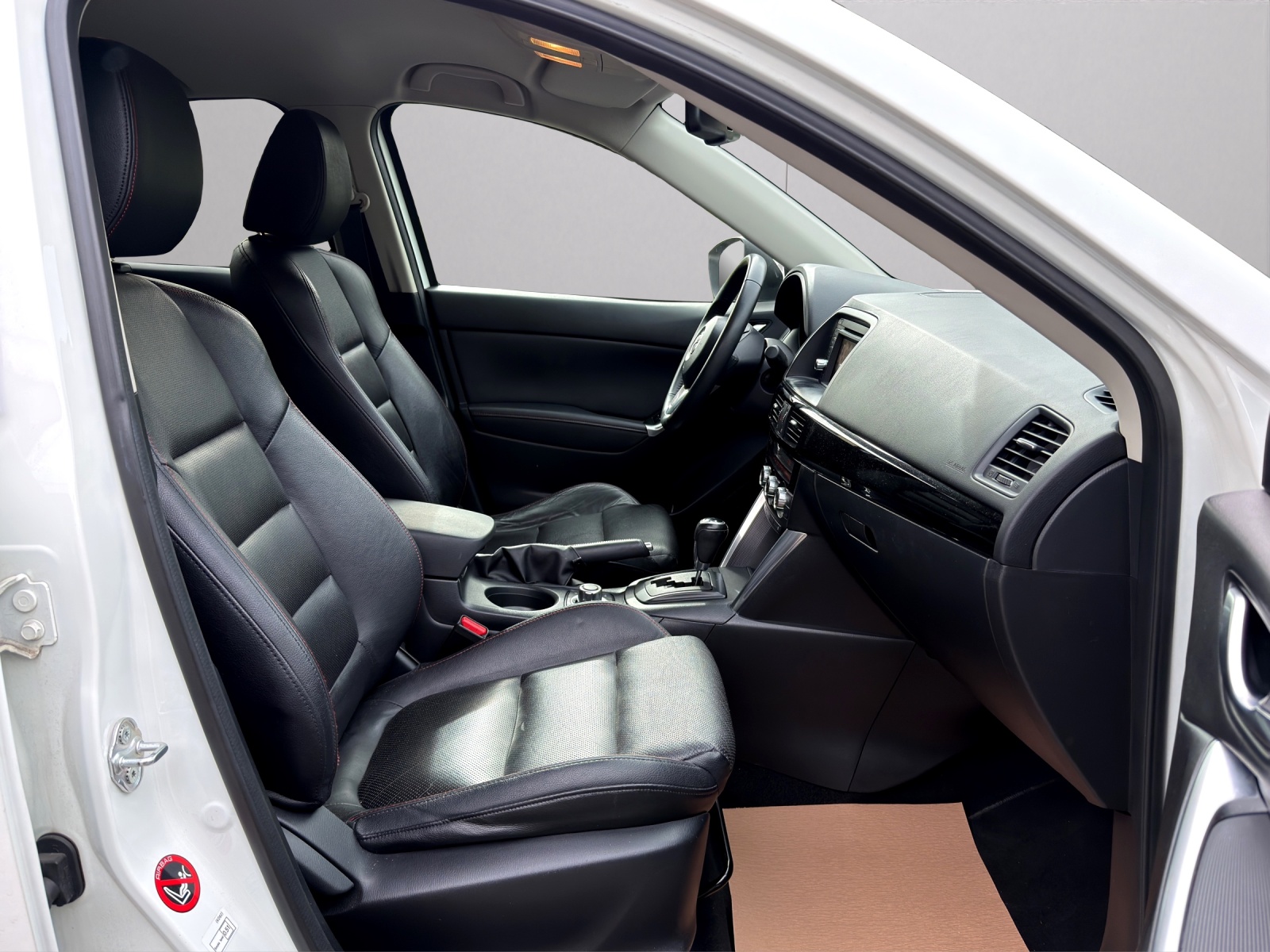 MAZDA CX-5 2.2 D HP Revolution AWD Automatic-image-13
