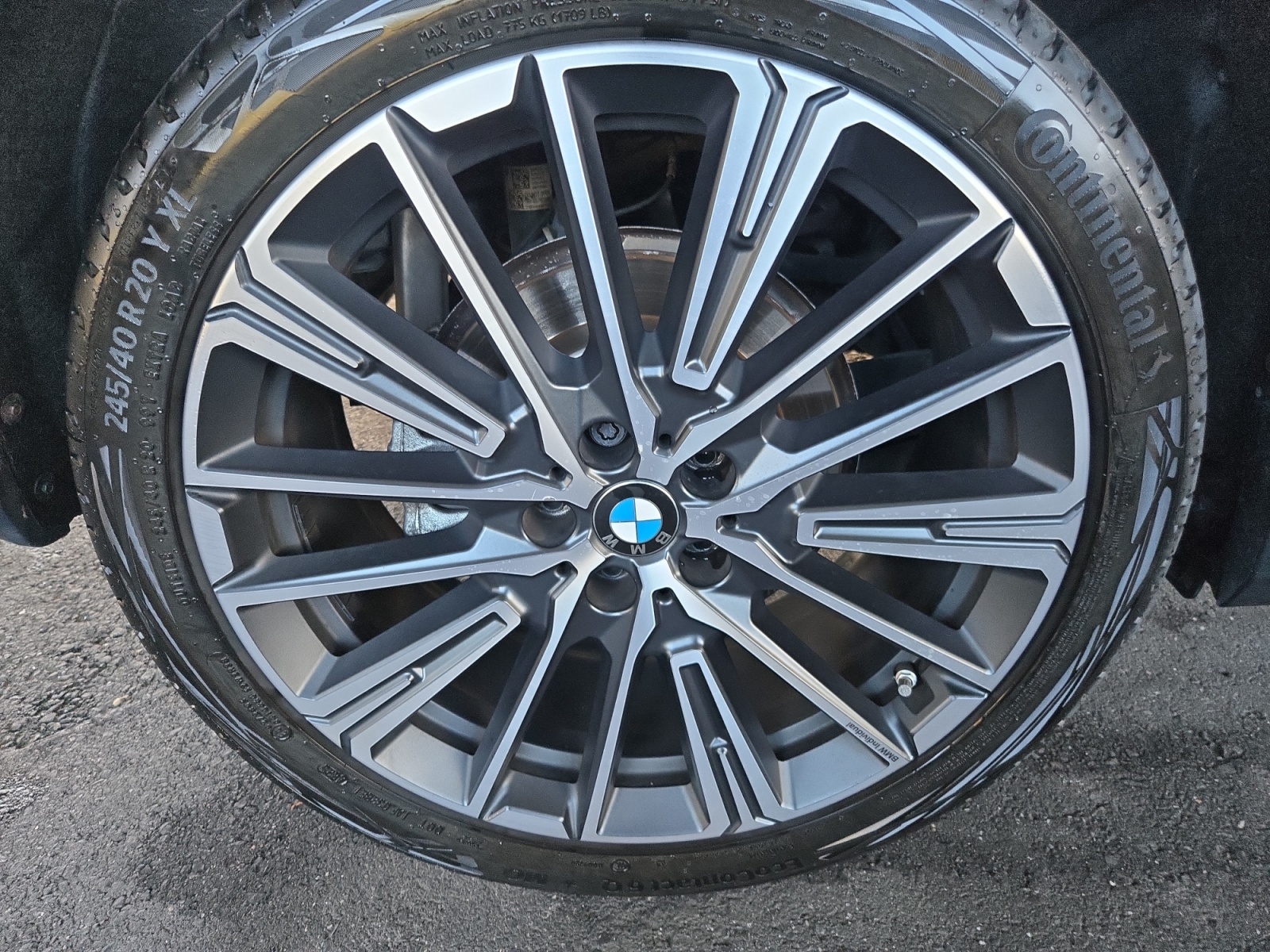 BMW X1 23i xDrive paddles-image-11